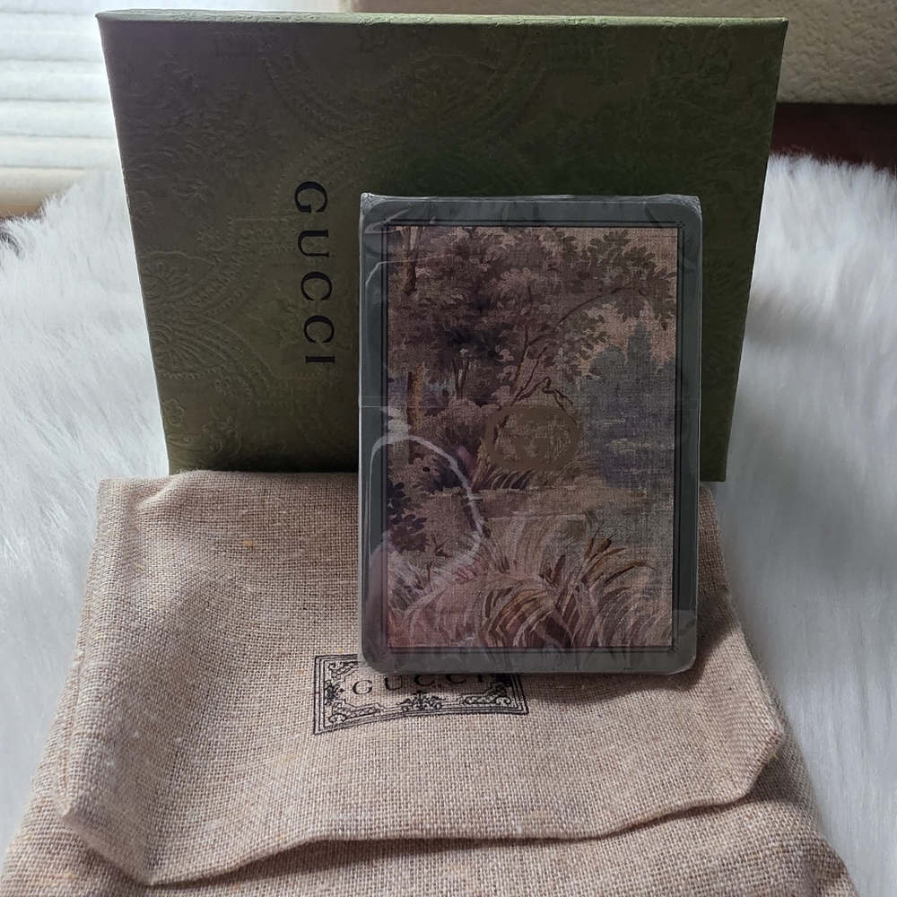 Gucci Card Set With Double G (New)